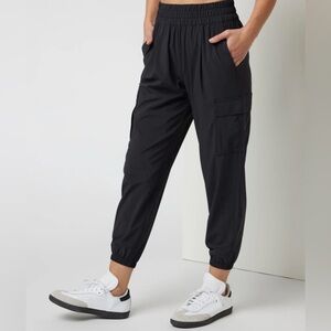 Vuori Villa Cargo Jogger Pants - NWT - Small - Black
